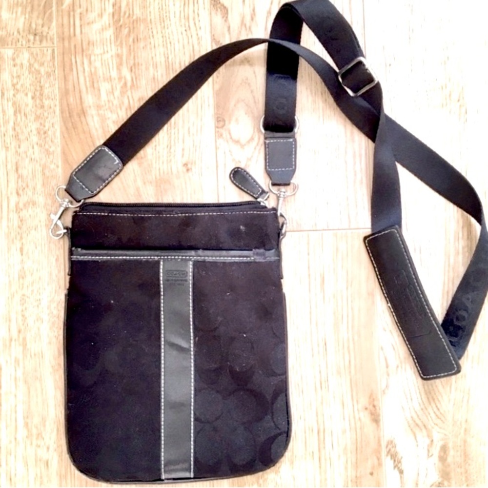 Classic COACH Cross-Body Bag with Adjustable Length Strap & Lots of Pock…